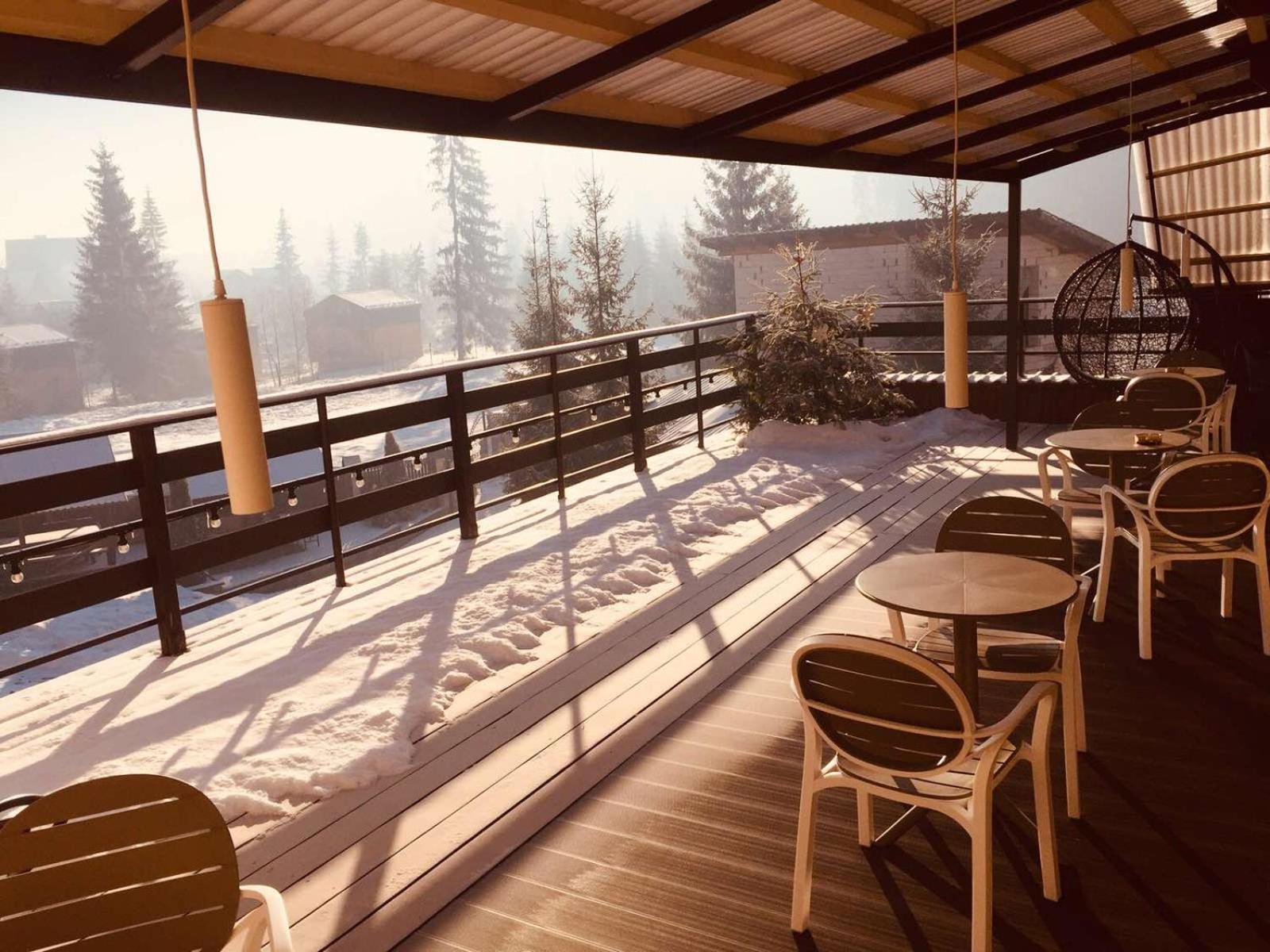 Zdybanka Hotell Bukovel Rom bilde