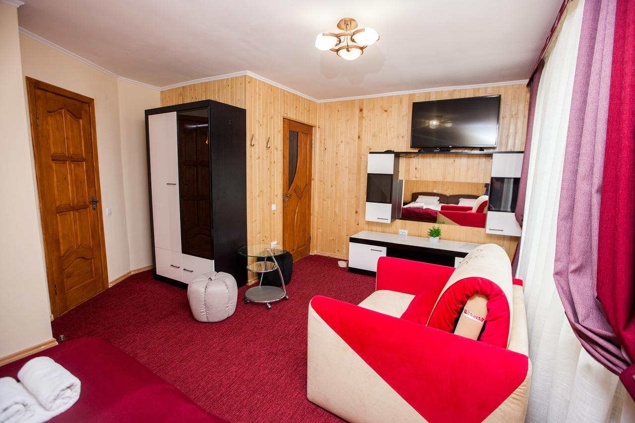 Zdybanka Hotell Bukovel Eksteriør bilde